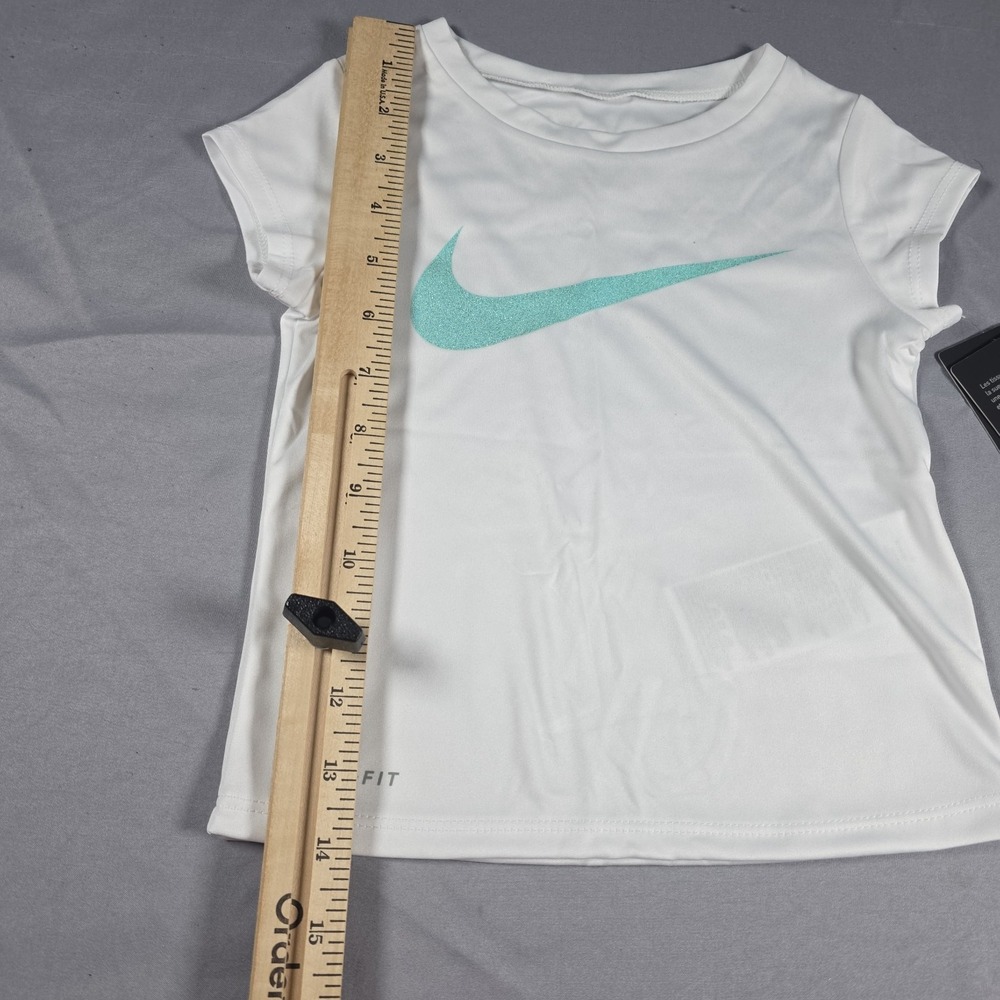 Nike Dri-Fit Little Girl's 2-Piece Graphic Tee & Short Set 3T Sunset Pulse - Picture 9 of 12